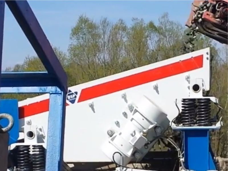 Vts Display Vibrating Screens VTS - DSP Přerov